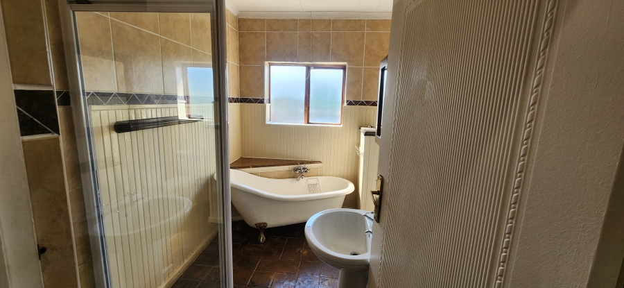 3 Bedroom Property for Sale in Dana Bay Western Cape